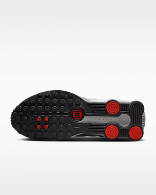Nike Shox R4 SE Men's Shoes with Reflective Accents. Nike.com